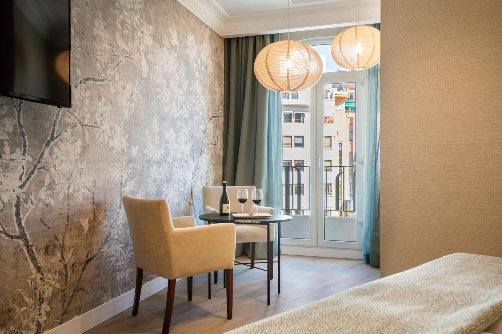 Premium Zimmer mit Blick auf die Plaza