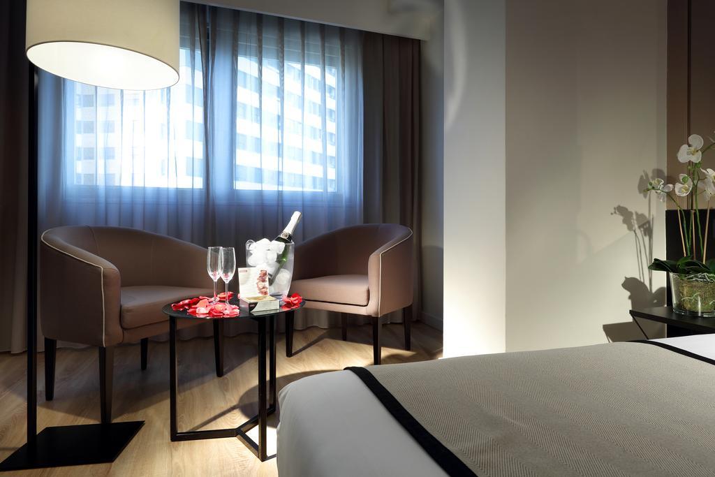 Doppel- oder Zweibettzimmer